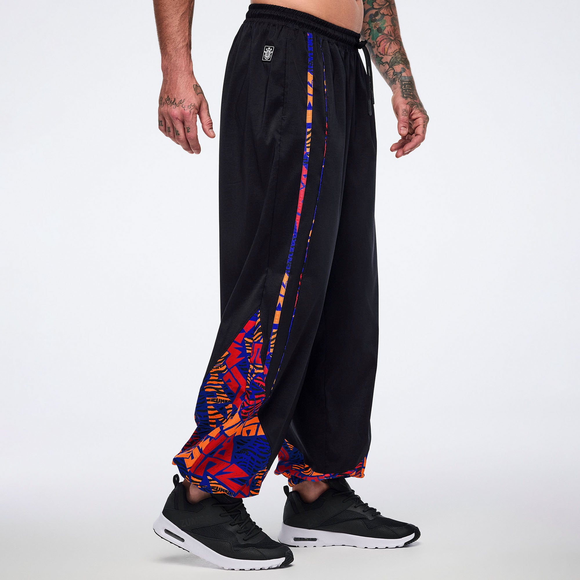 Wildbeat Woven Slouch Pants With Piping מכנס זומבה