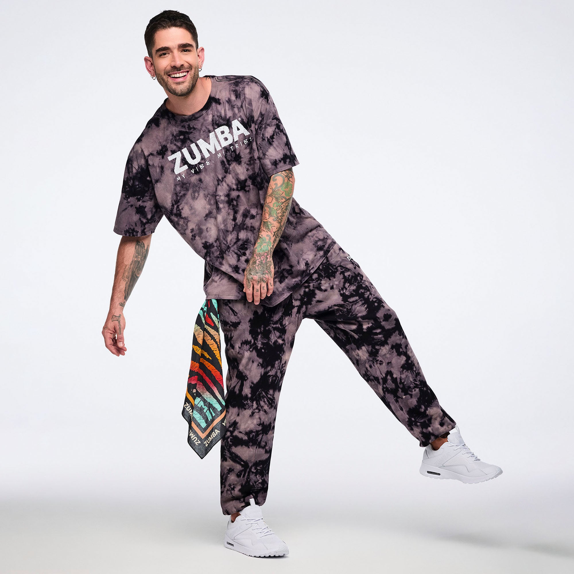 Wildbeat Men's Crew Neck Tee חולצת זומבה