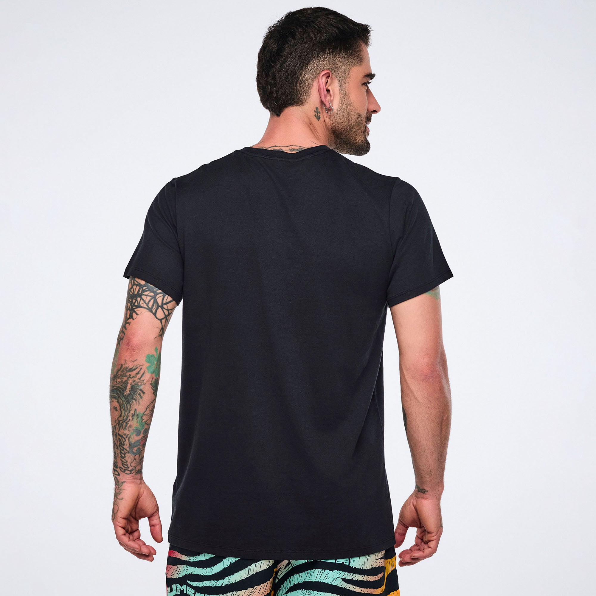 Wildbeat Unisex Crew Neck Tee - Bold Black חולצת זומבה