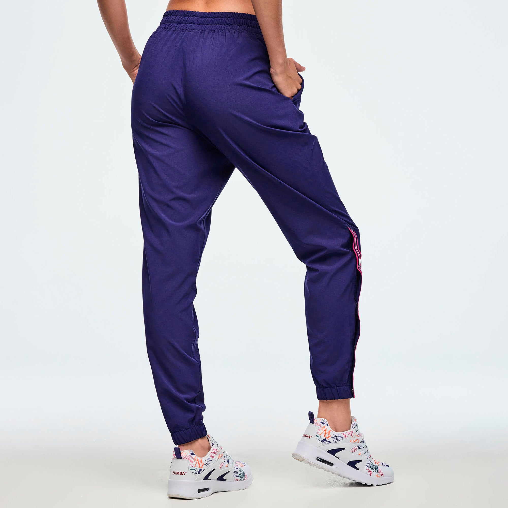 Class of 2001 Woven Track Pants With Side Snaps  מכנס טרנינג עם כפתורים  זומבה