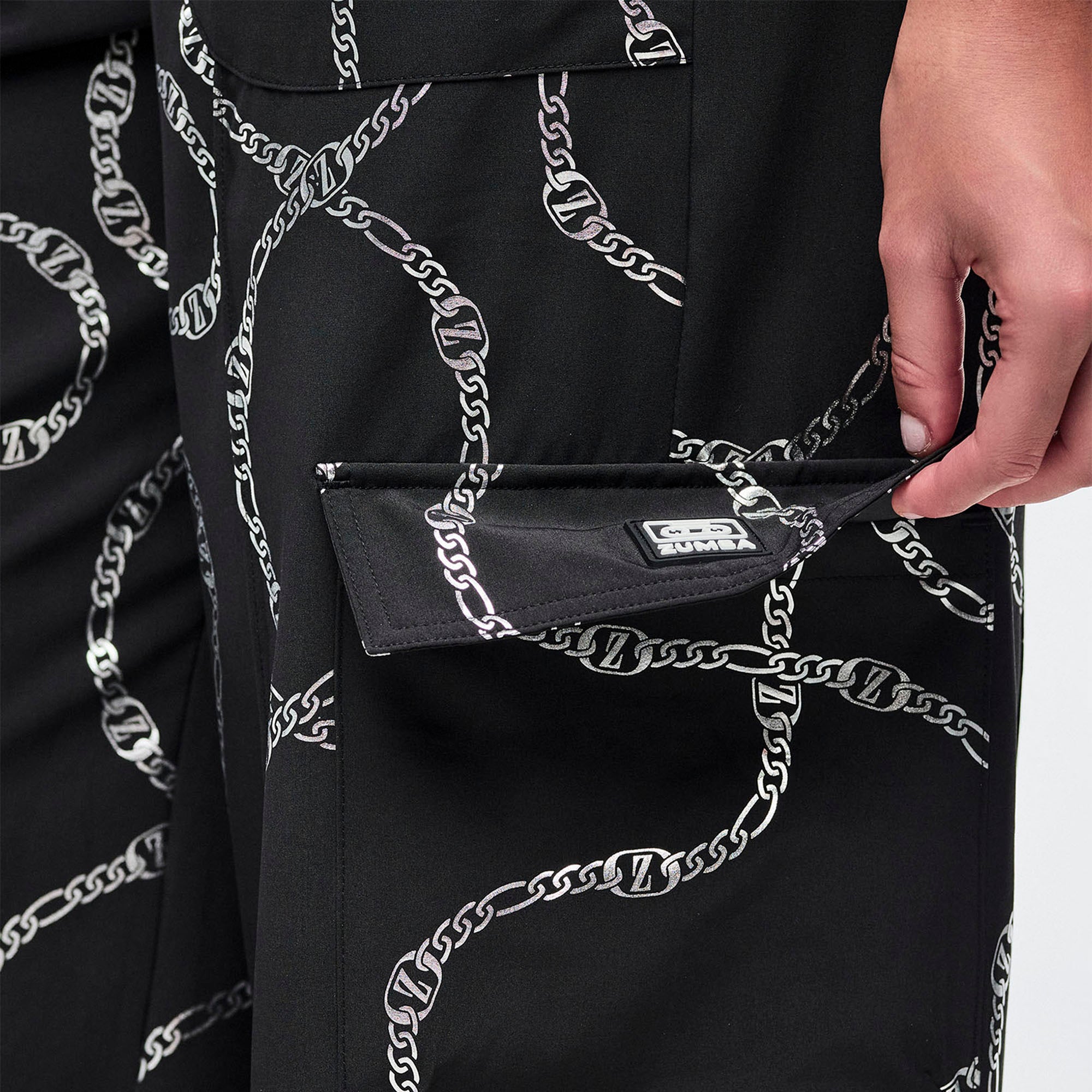 Dale-Z Woven Cargo Pants - Black/Silver