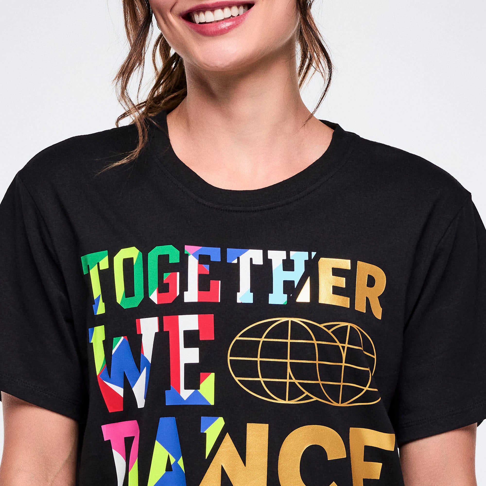 Worldwide Unisex Crew Neck Tee - Black חולצת זומבה