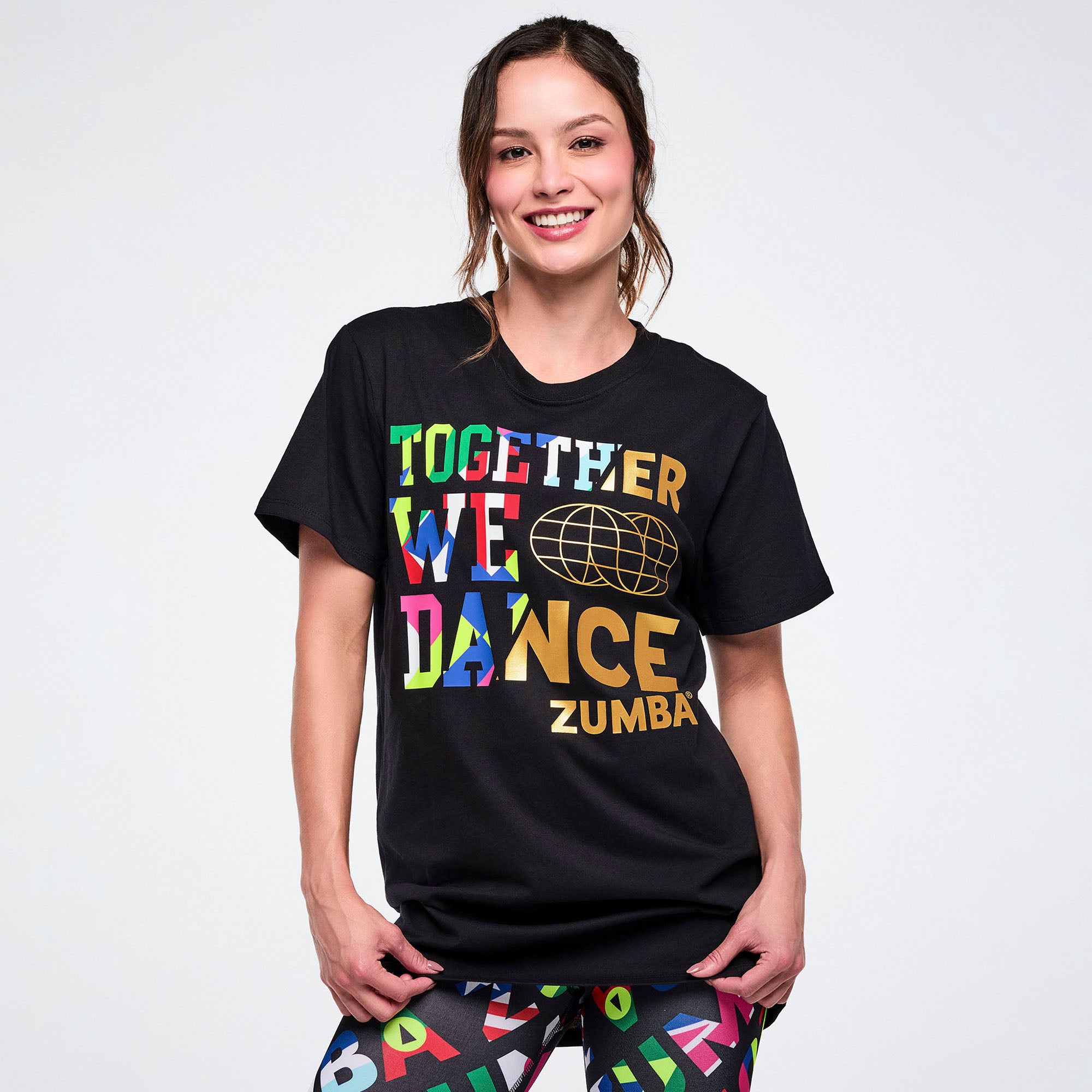 Worldwide Unisex Crew Neck Tee - Black חולצת זומבה